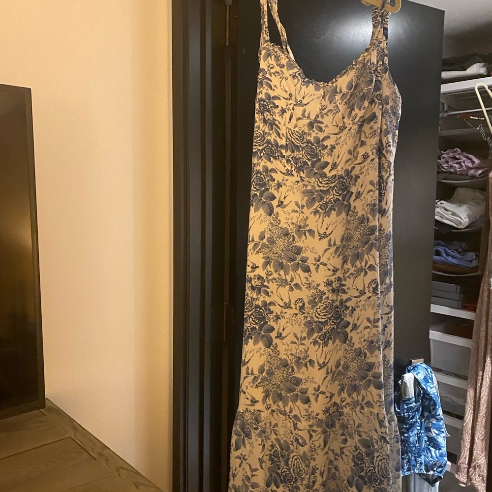 Reformation Nikita Dress in Pompadour